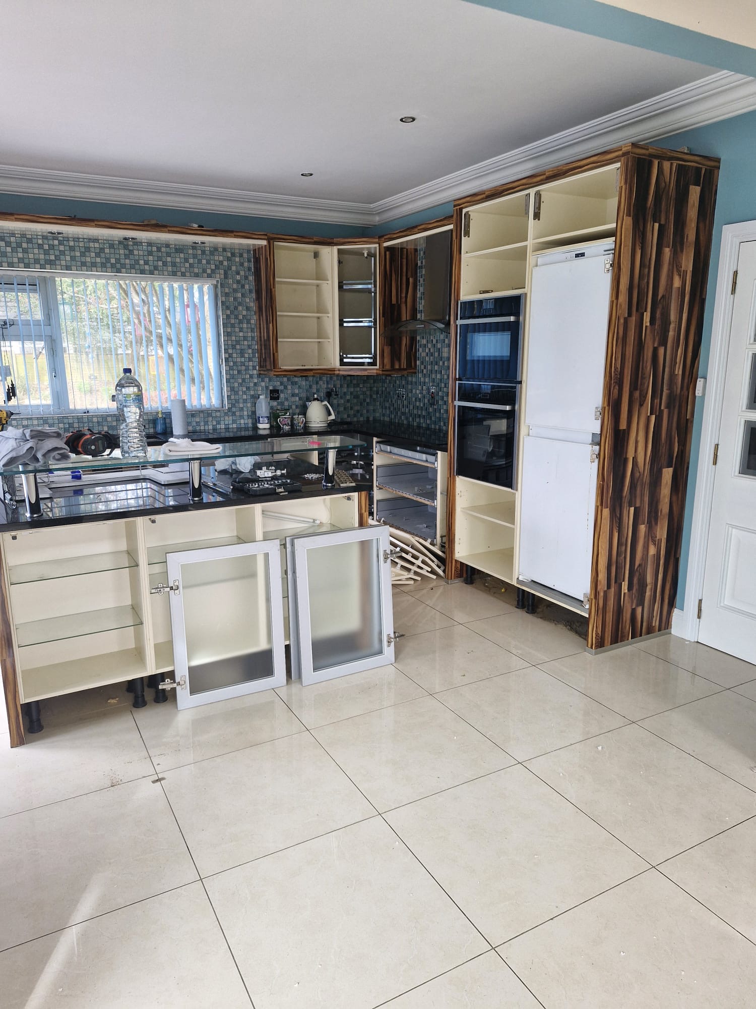 A9396F0E-97CE-46FB-8109-356EE1808738